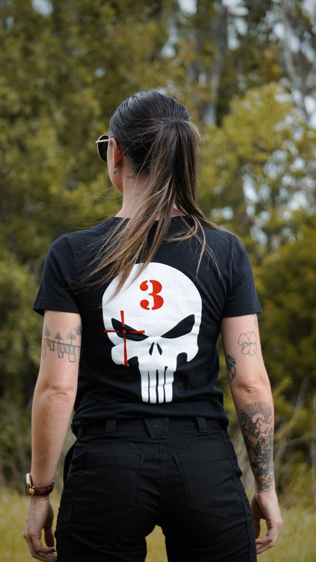 Gildan 64V00 adult V-neck T-shirt (Woman's) - Victory