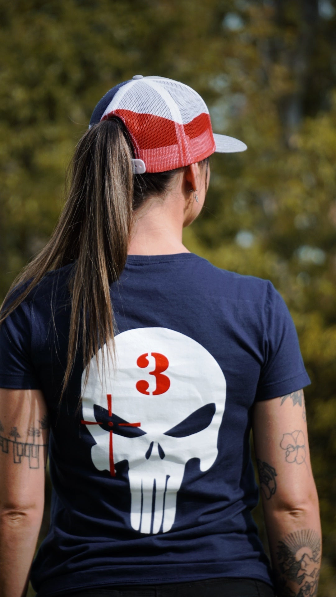 Gildan 64V00 adult V-neck T-shirt (Woman's) - Victory